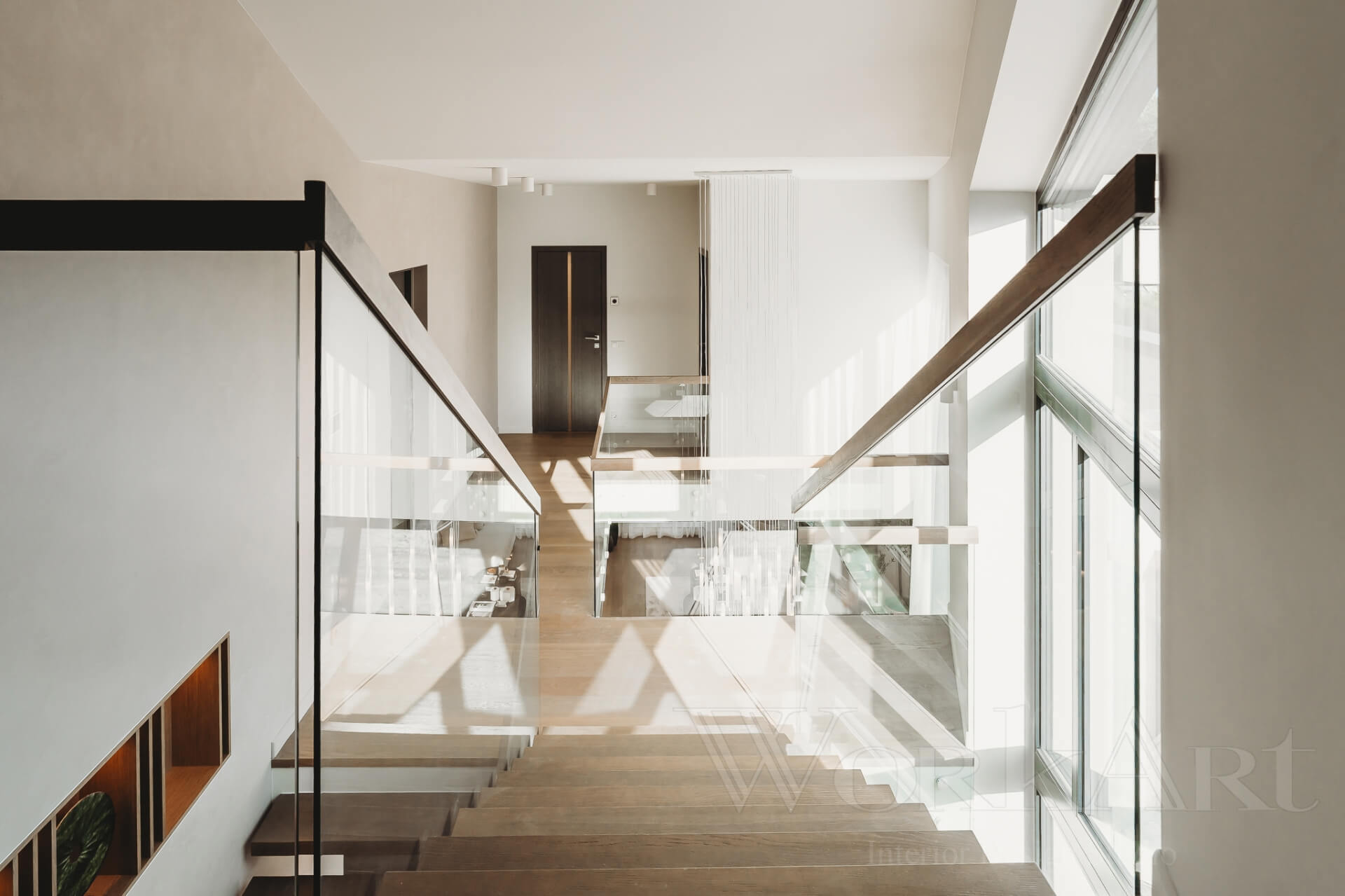 Redelid-riiulid majas Pirital - 1