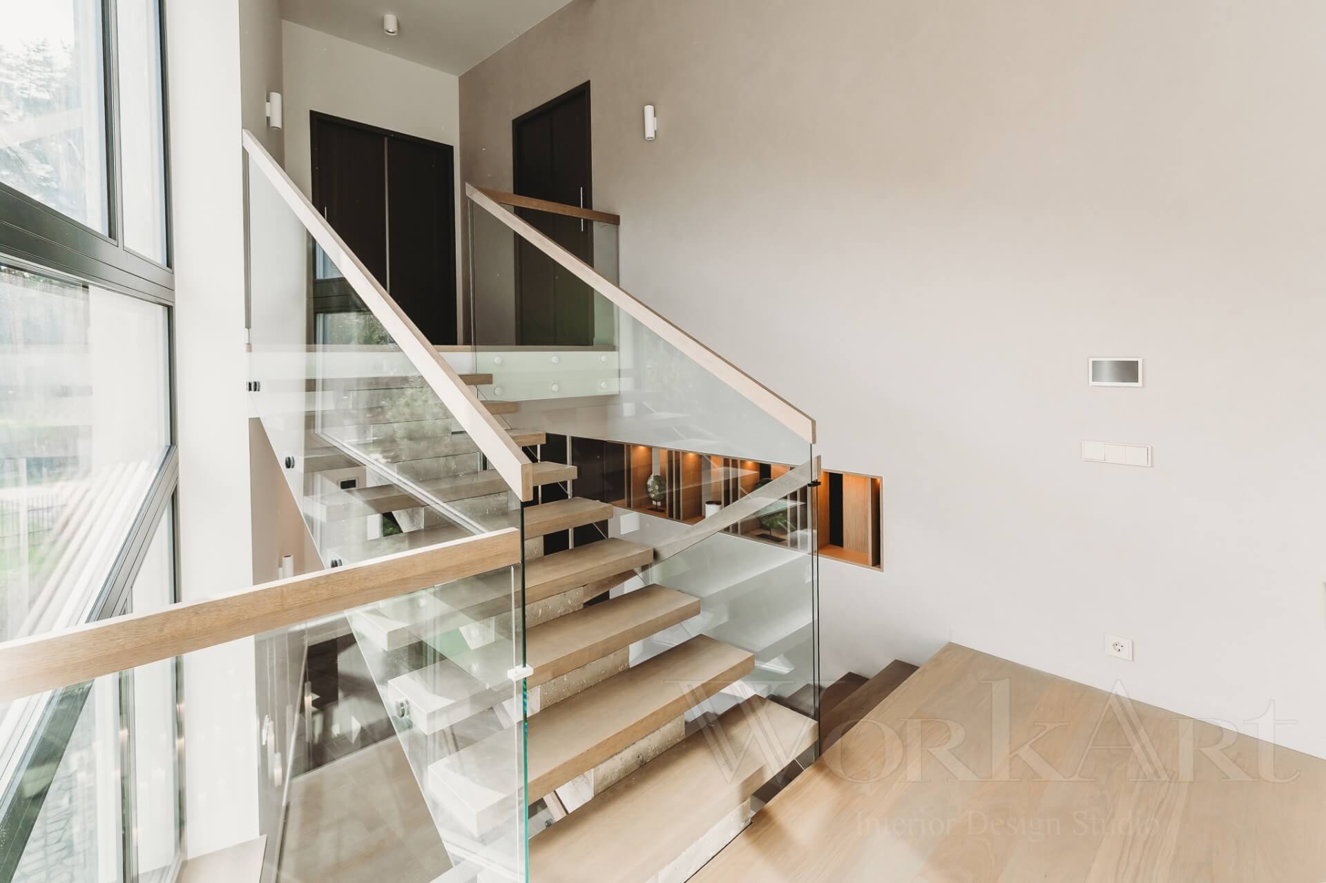 Redelid-riiulid majas Pirital - 2