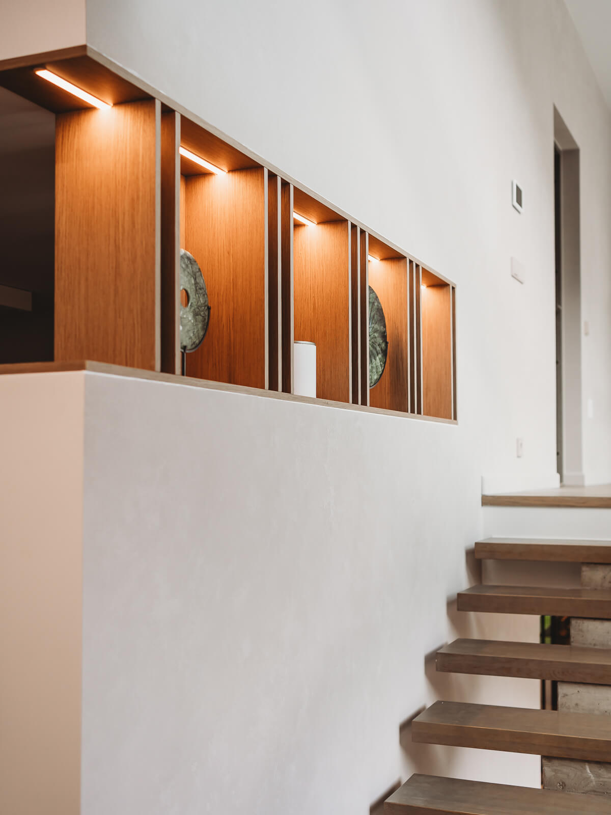 Redelid-riiulid majas Pirital - 25