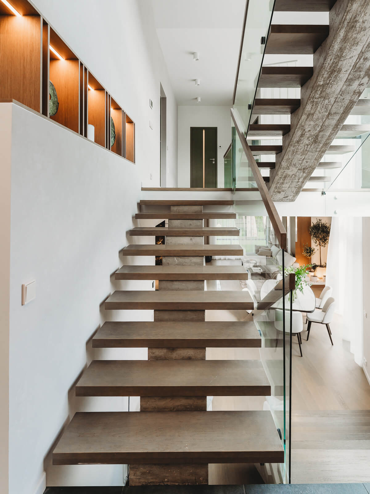 Redelid-riiulid majas Pirital - 27